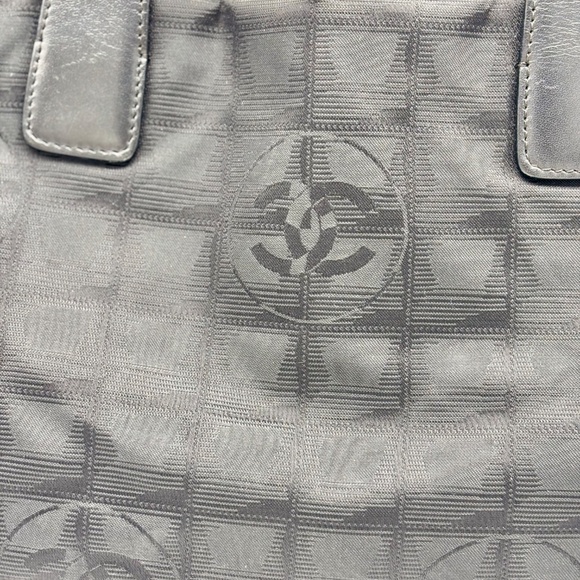 Chanel Black Nylon Travel Line Tote - Picture 4 of 15